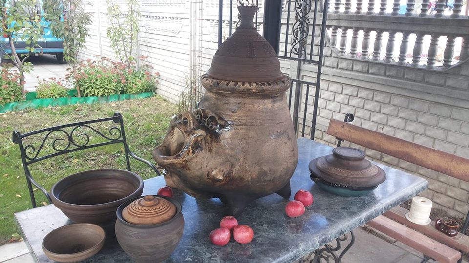 Ю. Нечай. «Кабан». 2018. Глина, ліплення